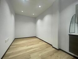 Haig Road (D15), Retail #527570501